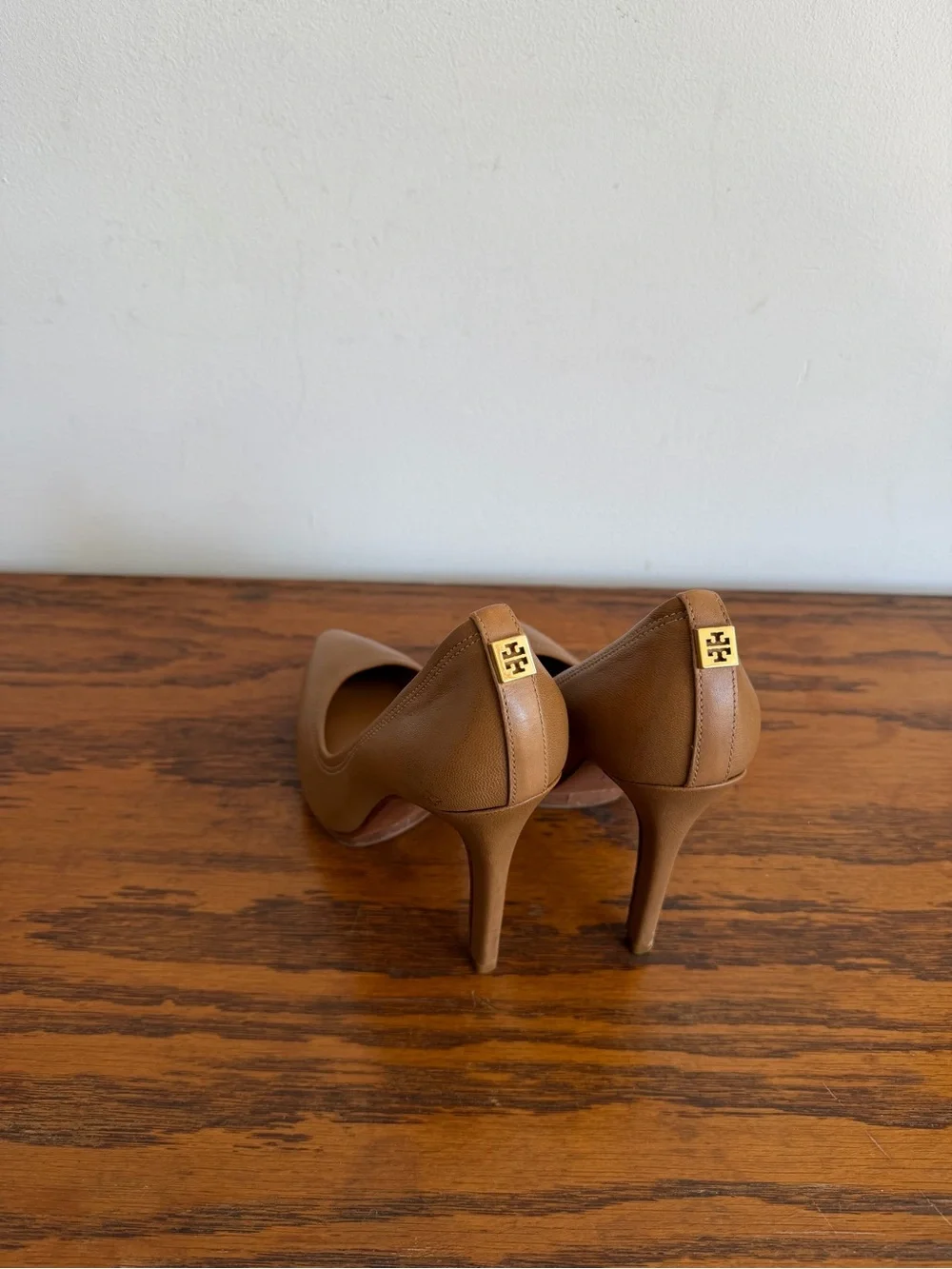 Tory Burch Cognac Leather Pointed-Toe Stiletto Pumps